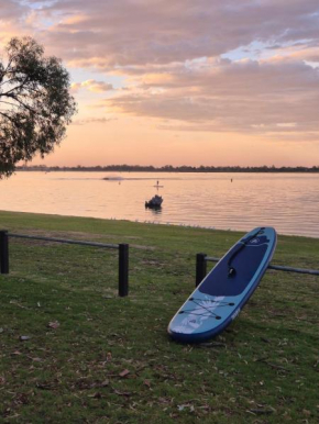 Bonney Shores, Barmera